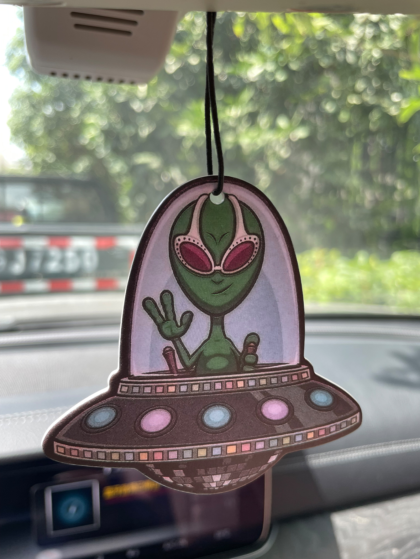 Home Bathroom Vent - Alien/Hilton Fresh Scent Five-Star Neutral Car