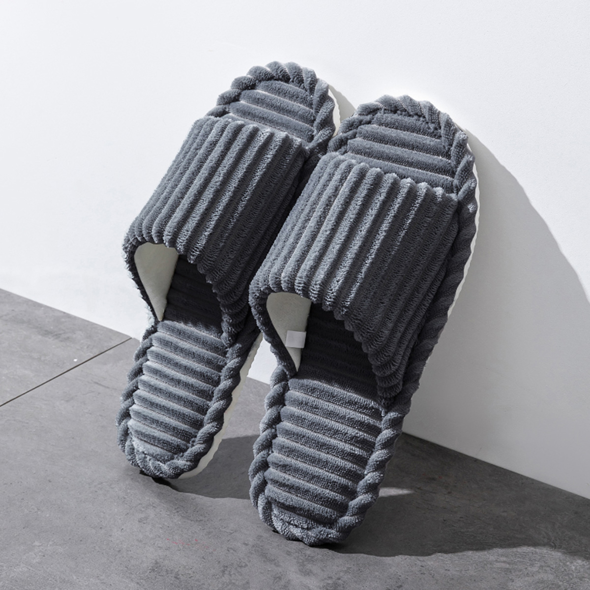 Open-Toe Breathable House Slip - Home Bathroom Size บทวิจารณ์และราคา